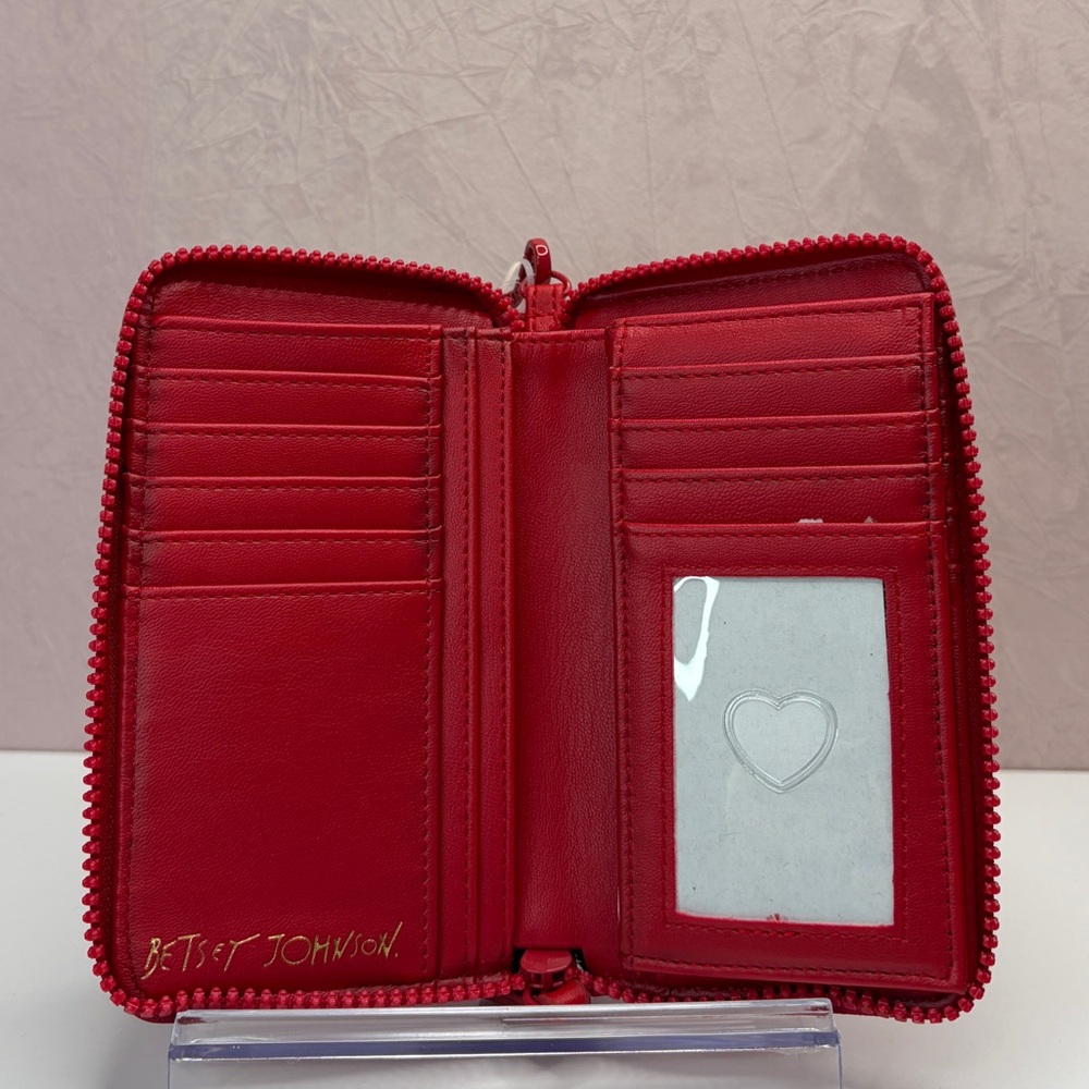 Betsey Johnson XOKara Red Heart Embossed Wristlet - Picture 7 of 10